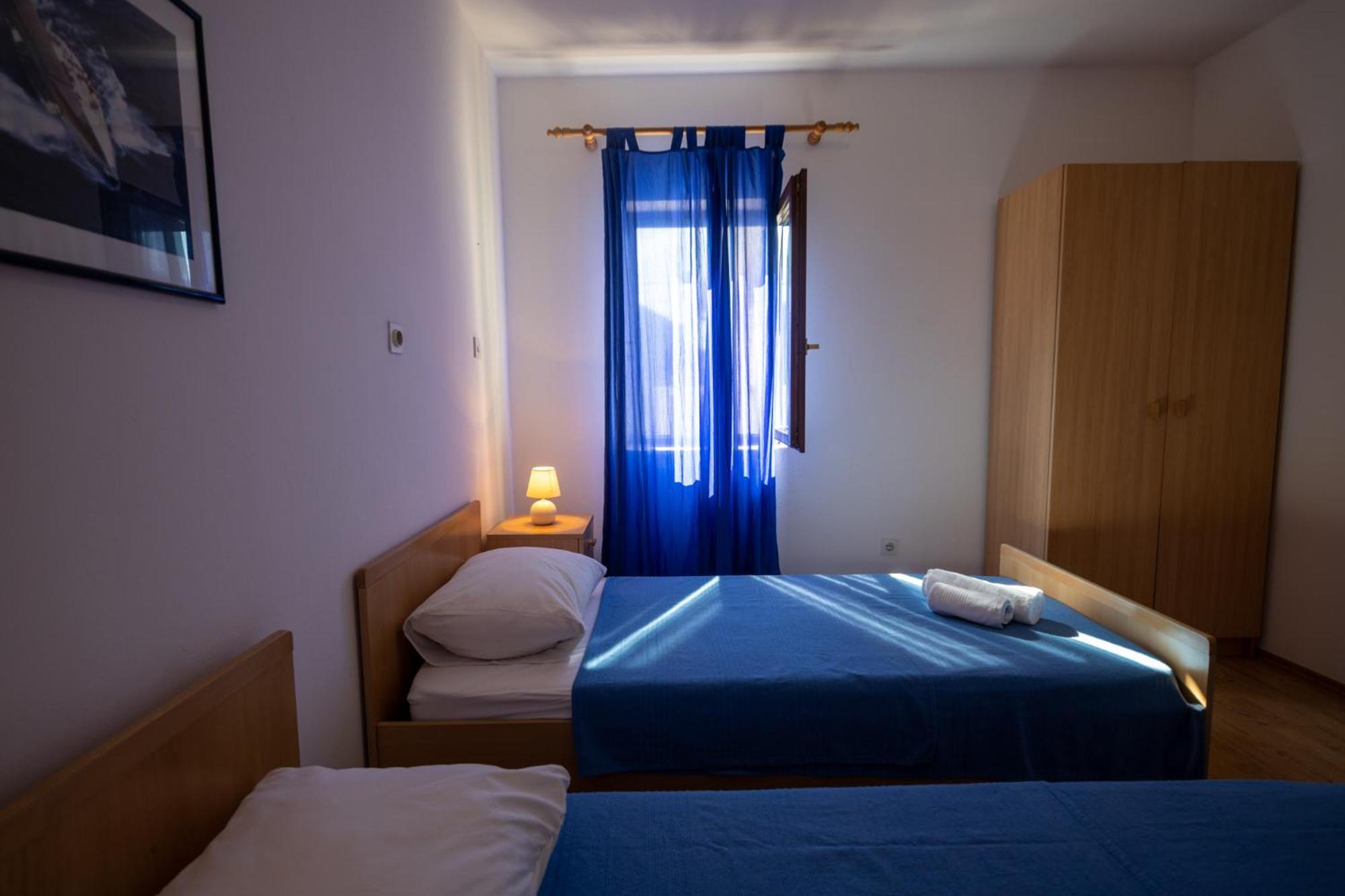 Apartments Gaja Blue Ap Sveti Filip i Jakov Exterior photo